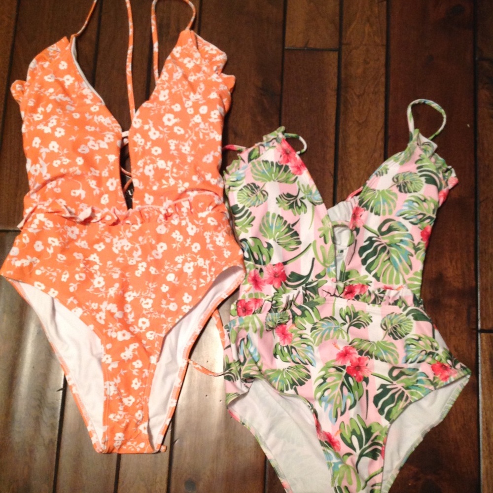 Zaful one-piece size medium NWT only orange/white